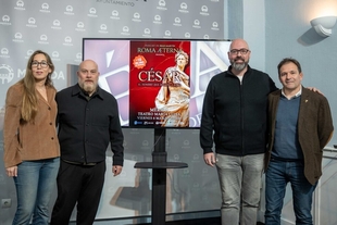 El Teatro María Luisa Mérida acoge este viernes el estreno de ‘César, el hombre que desafió a Roma´, una propuesta escénica impulsada por ‘Roma Aetern