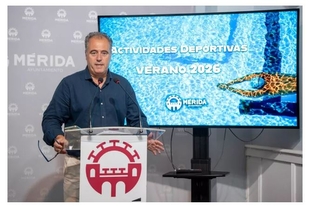El Ayuntamiento oferta más de 600 plazas para los cursos de natación y de tecnificación deportiva de atletismo, gimnasia y tenis 